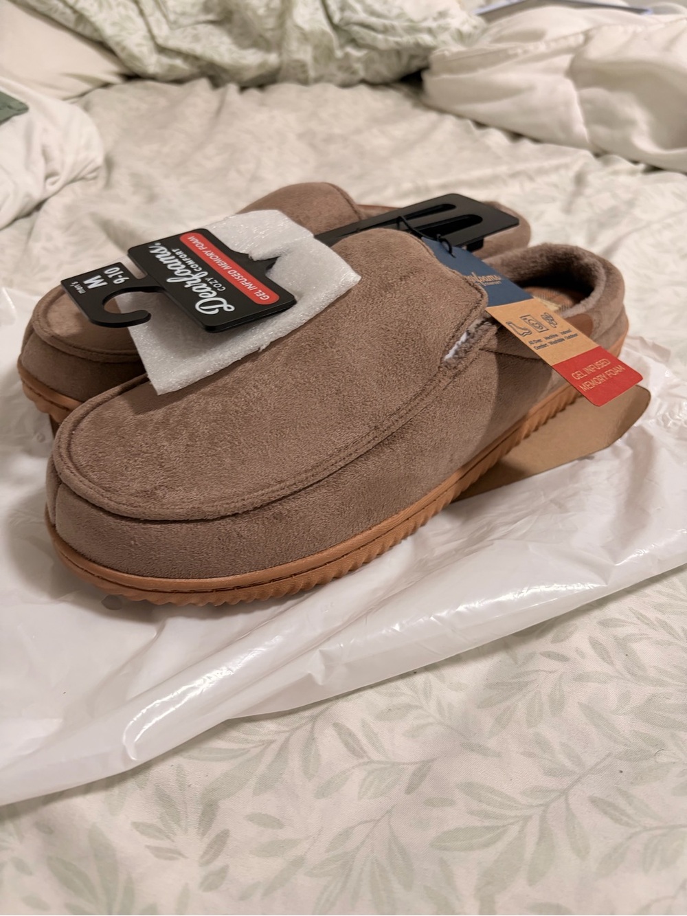 dearfoams Men's Taupe Slip-On Suede Moccasin Loafers